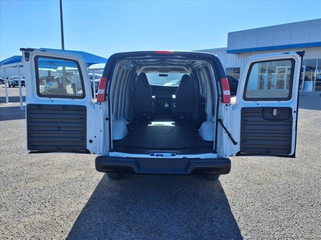 2025 GMC Savana 2500