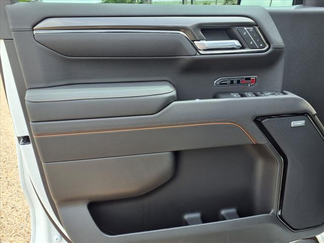 2025 GMC Sierra 1500 AT4