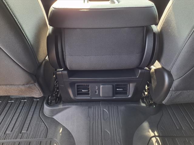 2025 GMC Sierra 1500 SLE