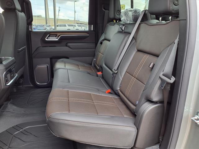 2025 Chevrolet Silverado 3500HD High Country