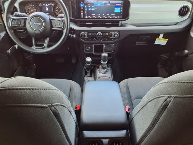 2024 Jeep Gladiator Sport