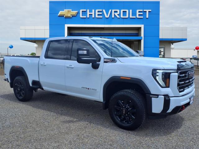 2025 GMC Sierra 2500HD AT4