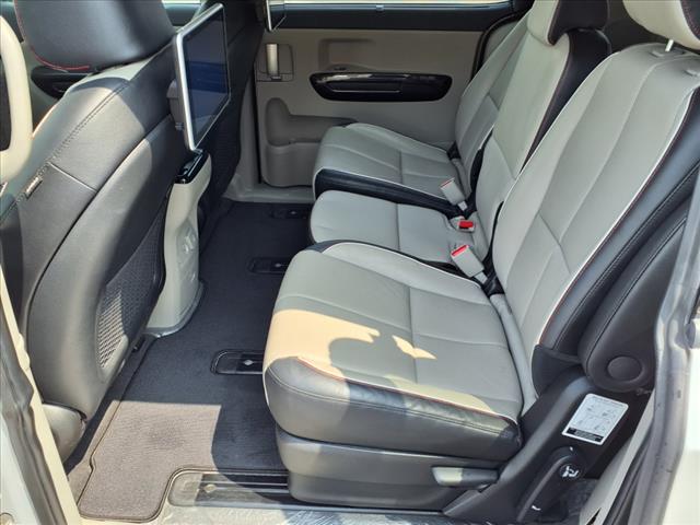 2021 Kia Sedona SX