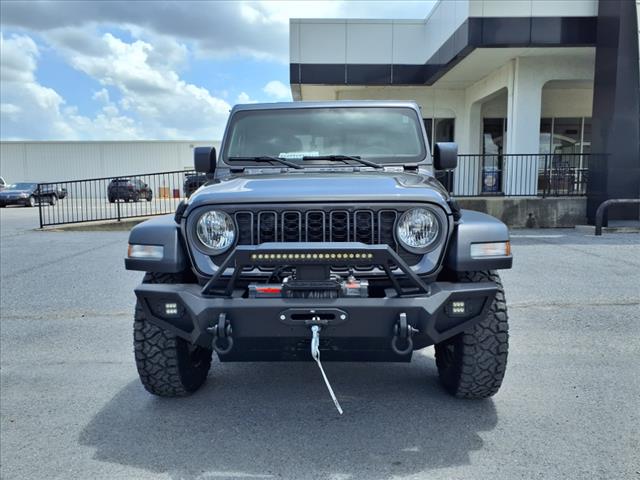 2024 Jeep Gladiator Sport