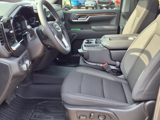 2025 GMC Sierra 1500 SLE