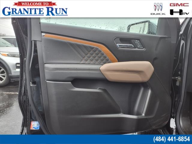 2025 GMC Canyon Denali