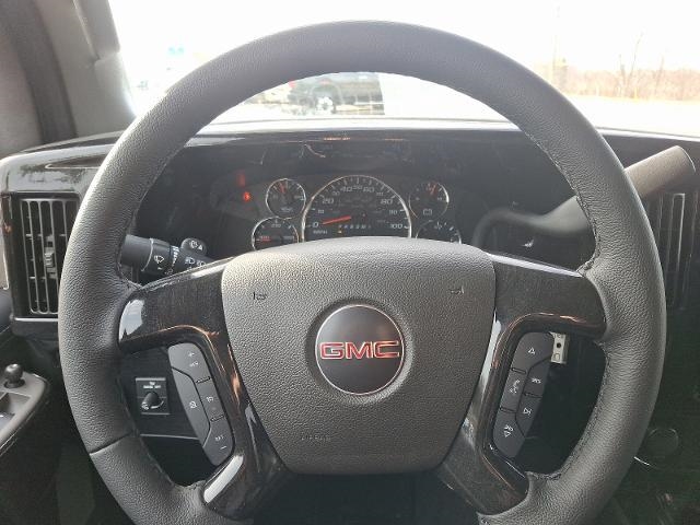 2025 GMC Savana 2500