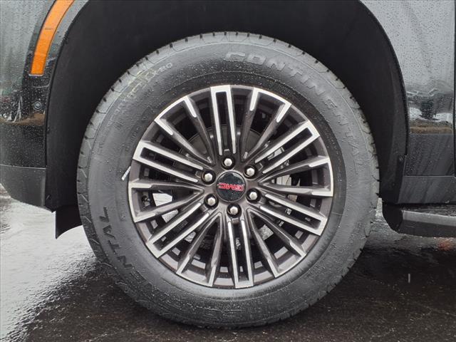 2025 GMC Yukon Elevation