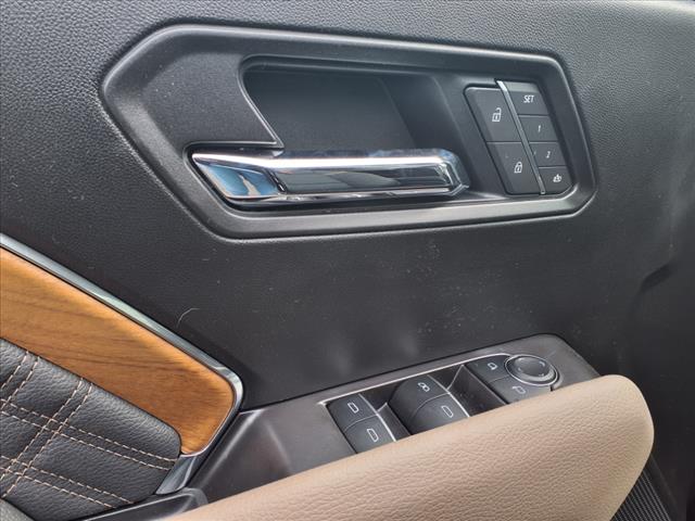 2025 GMC Canyon 4WD Denali