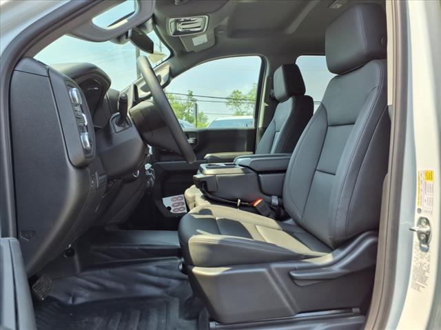 2025 GMC Sierra 2500HD Pro