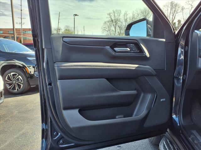 2025 GMC Yukon Elevation