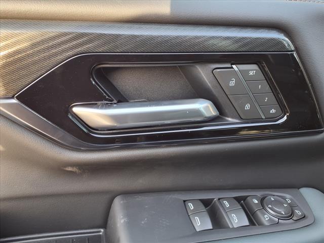 2025 GMC Yukon XL AT4
