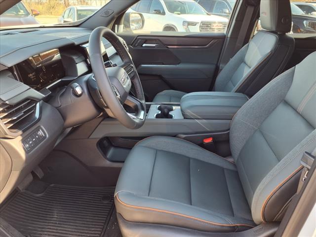 2025 GMC Acadia AWD AT4
