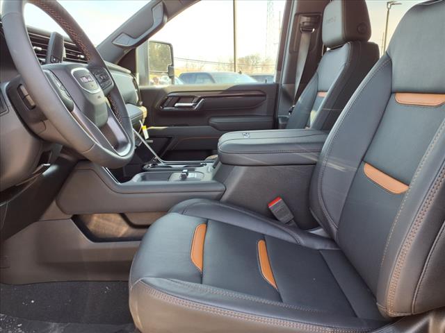 2025 GMC Sierra 2500HD AT4