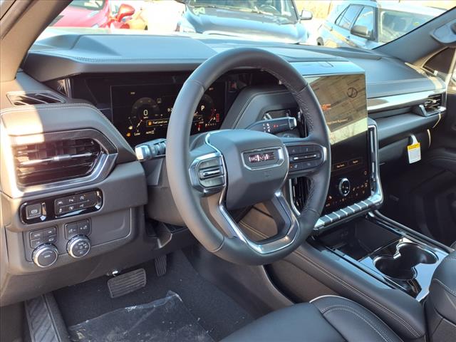 2025 GMC Yukon Elevation