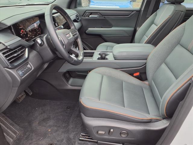2024 GMC Acadia AWD AT4