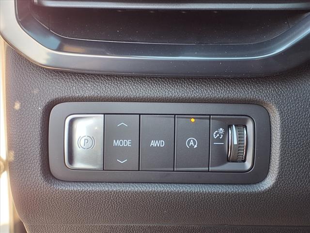 2025 GMC Acadia AWD AT4