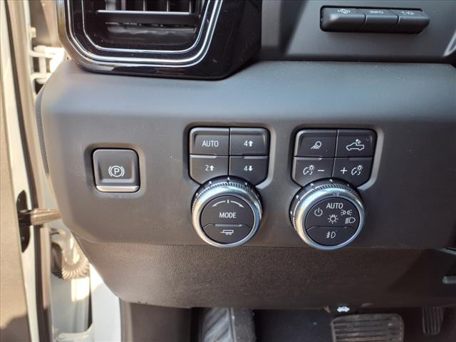 2025 GMC Sierra 2500HD AT4