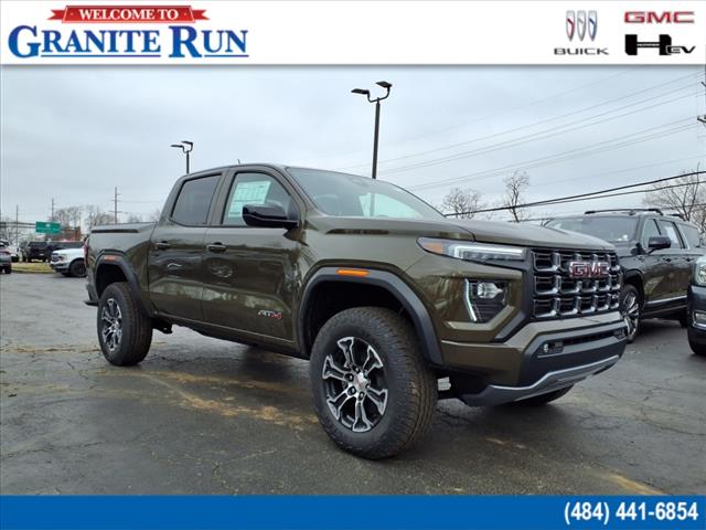 2025 GMC Canyon 4WD AT4