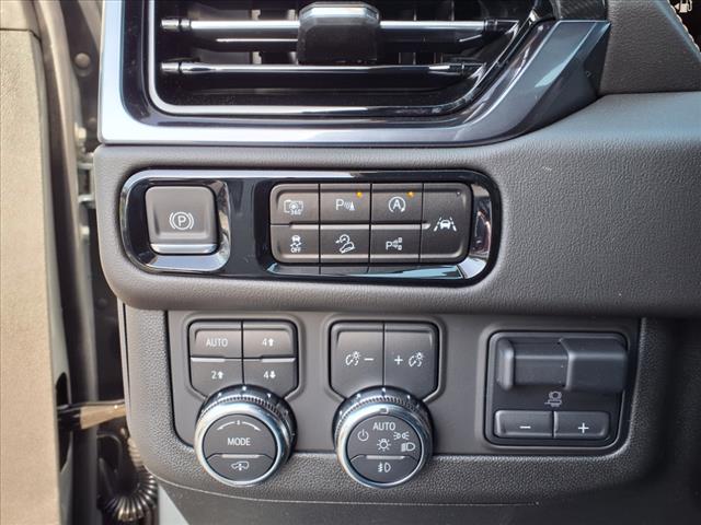 2025 GMC Yukon XL AT4