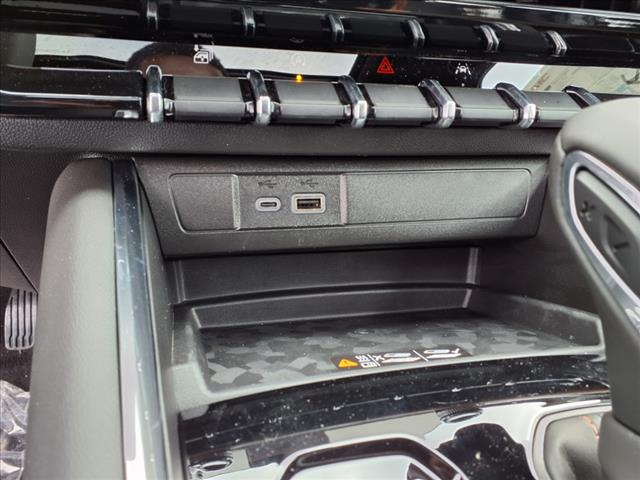 2025 GMC Canyon 4WD AT4