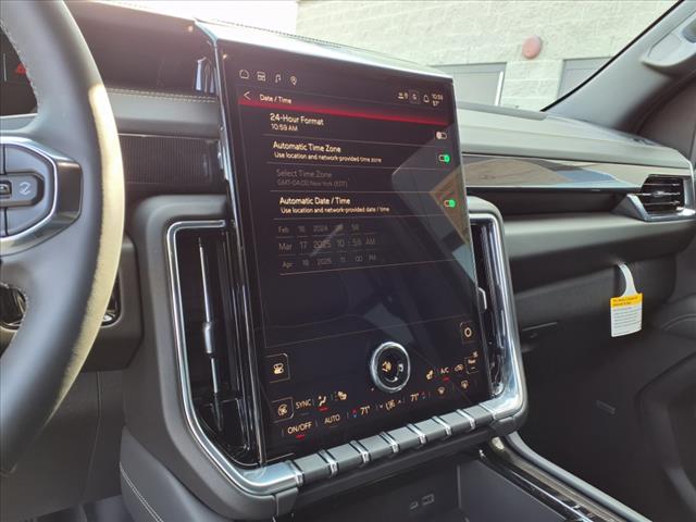 2025 GMC Yukon Elevation