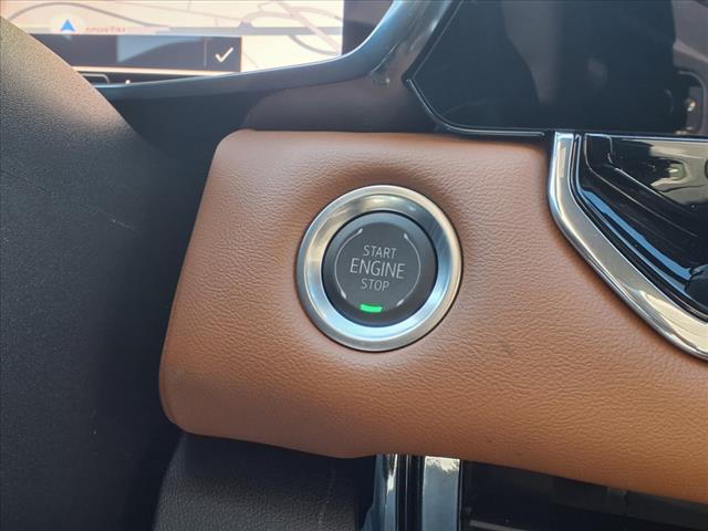 2025 GMC Canyon 4WD AT4