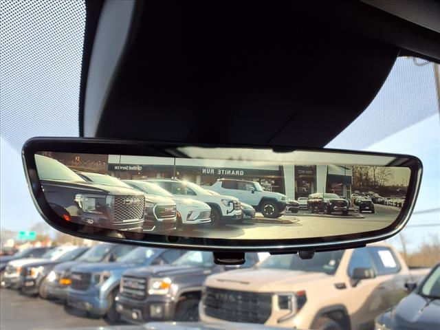 2025 GMC Yukon XL AT4
