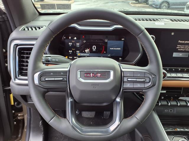 2025 GMC Canyon 4WD AT4