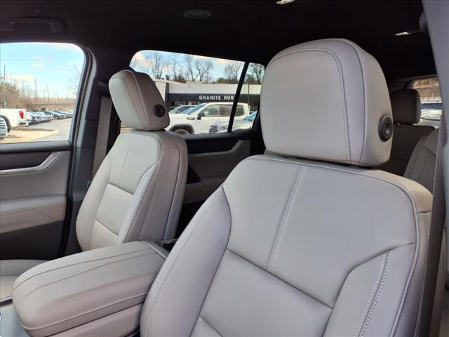 2025 GMC Acadia AWD Elevation