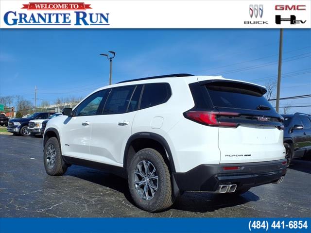 2025 GMC Acadia AWD AT4