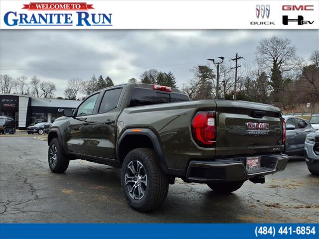 2025 GMC Canyon 4WD AT4