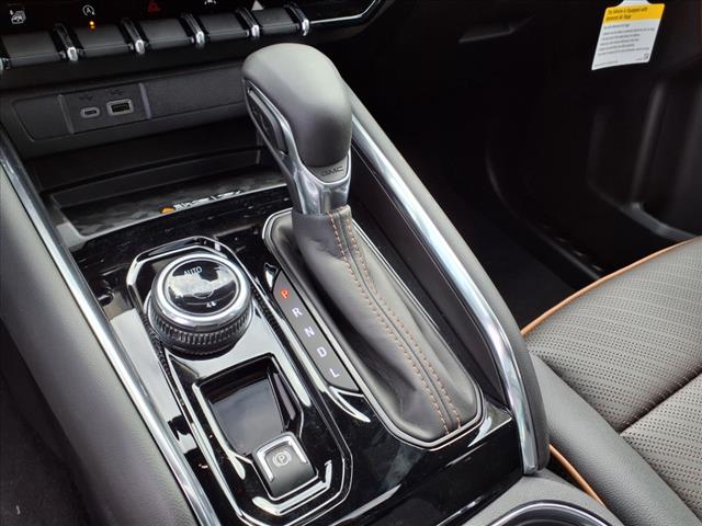 2025 GMC Canyon 4WD AT4