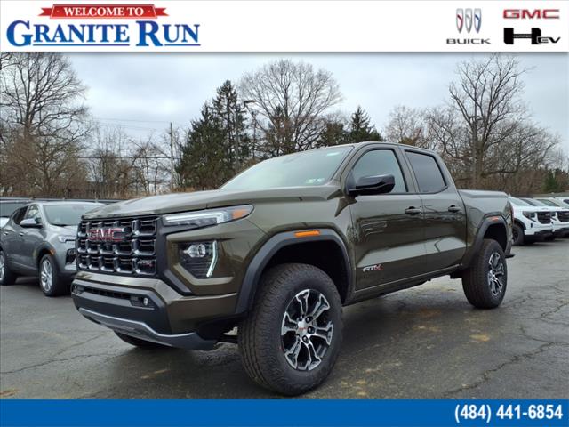 2025 GMC Canyon 4WD AT4