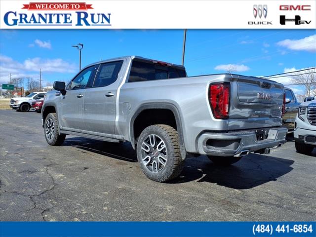 2025 GMC Sierra 1500 AT4
