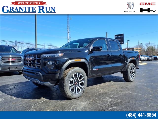 2025 GMC Canyon 4WD AT4