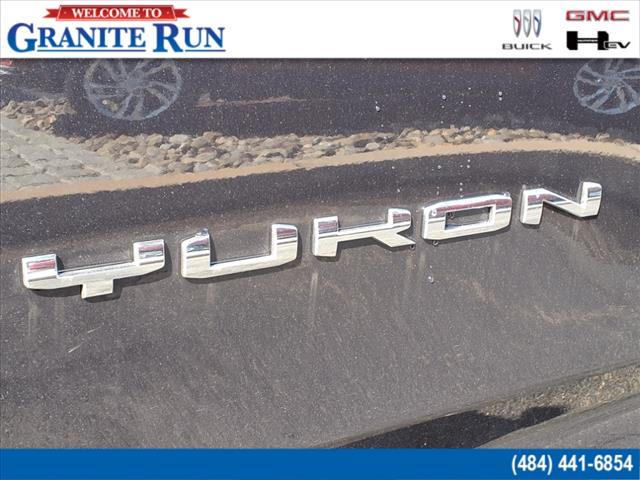 2025 GMC Yukon Elevation