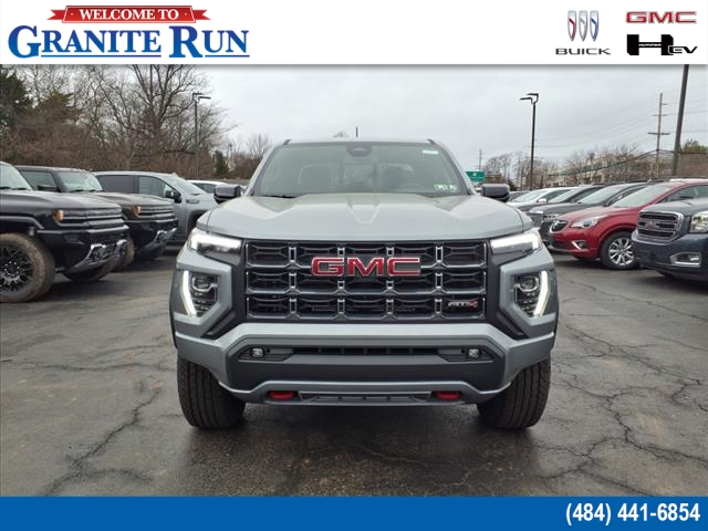 2025 GMC Canyon 4WD AT4
