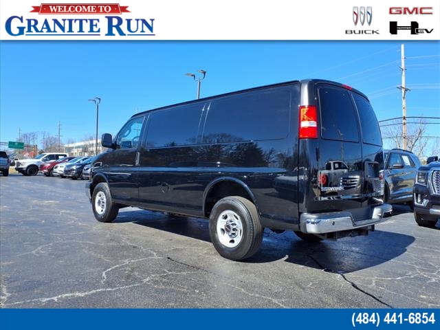 2023 GMC Savana 2500