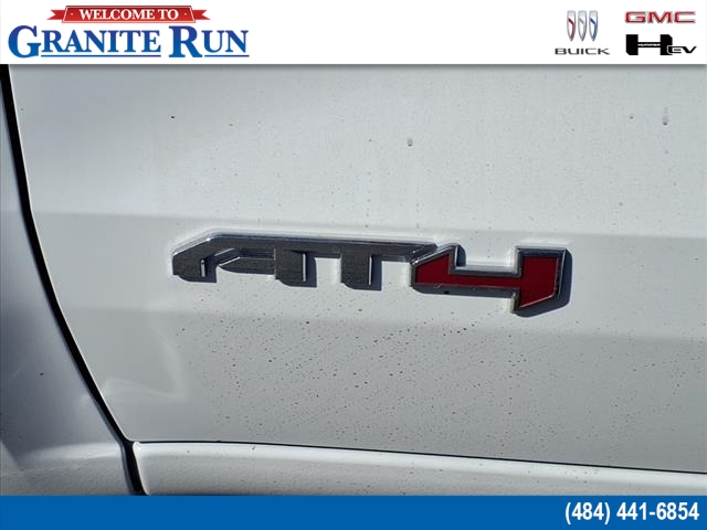 2025 GMC Canyon 4WD AT4