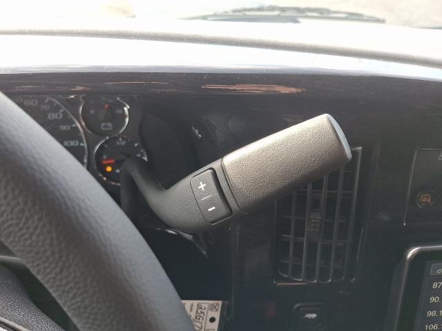 2025 GMC Savana 2500