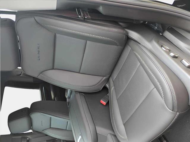 2025 GMC Sierra 2500HD Denali