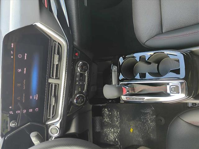 2025 Chevrolet Trax RS