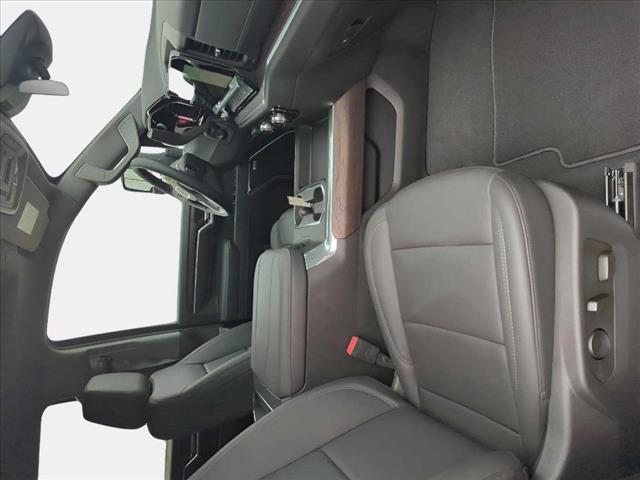 2025 GMC Sierra 2500HD SLT