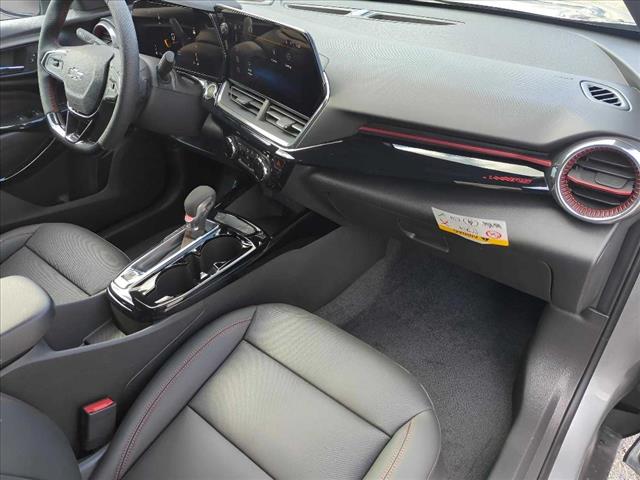 2025 Chevrolet Trax RS