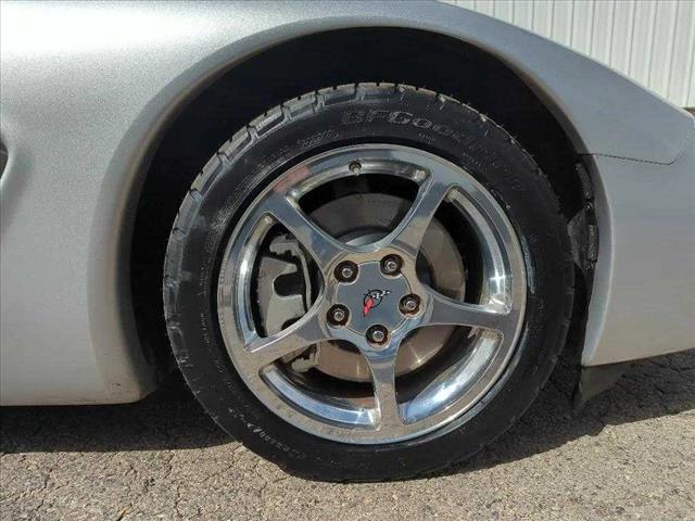 2002 Chevrolet Corvette Base