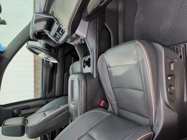 2022 GMC Yukon XL SLT