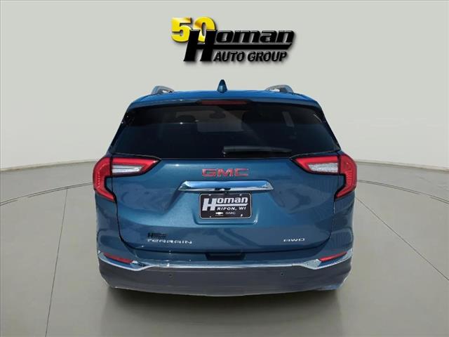 2024 GMC Terrain SLT