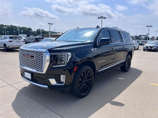 2021 GMC Yukon XL Denali - Photo 10