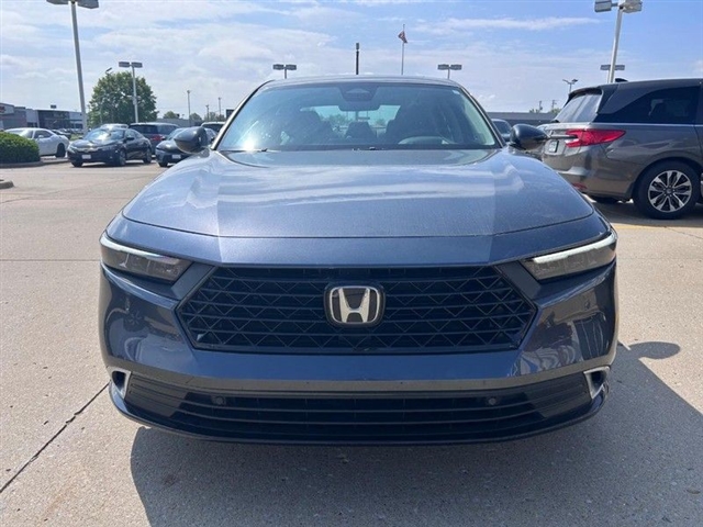 2023 Honda Accord Hybrid Touring - Photo 10